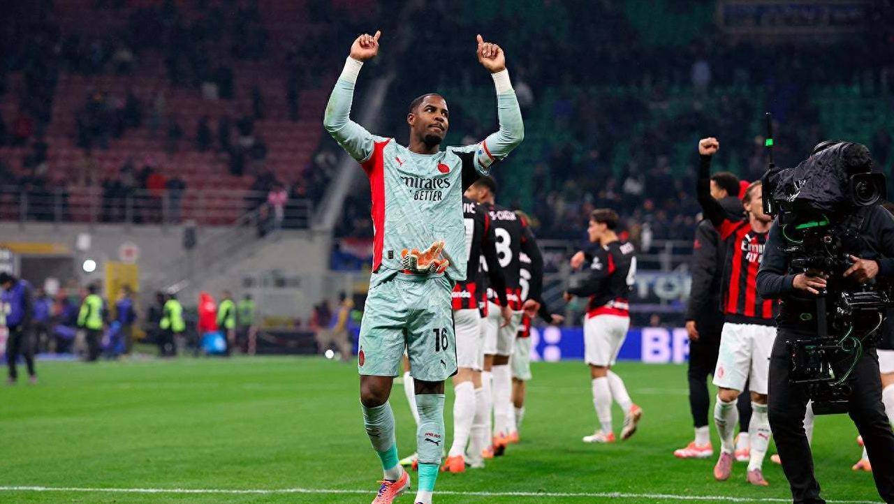 LoL-AC米兰迎德甲关键赛；清晨刷新队史纪录；目标明确；球队文化再被提及的简单介绍